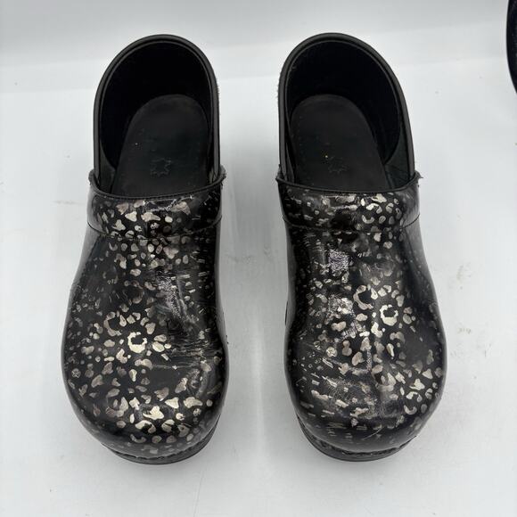 Dansko Clogs Womens US 9.5 EU 40 Black Leather Medical Nurse‎ Black Silver Spots - Picture 3 of 12